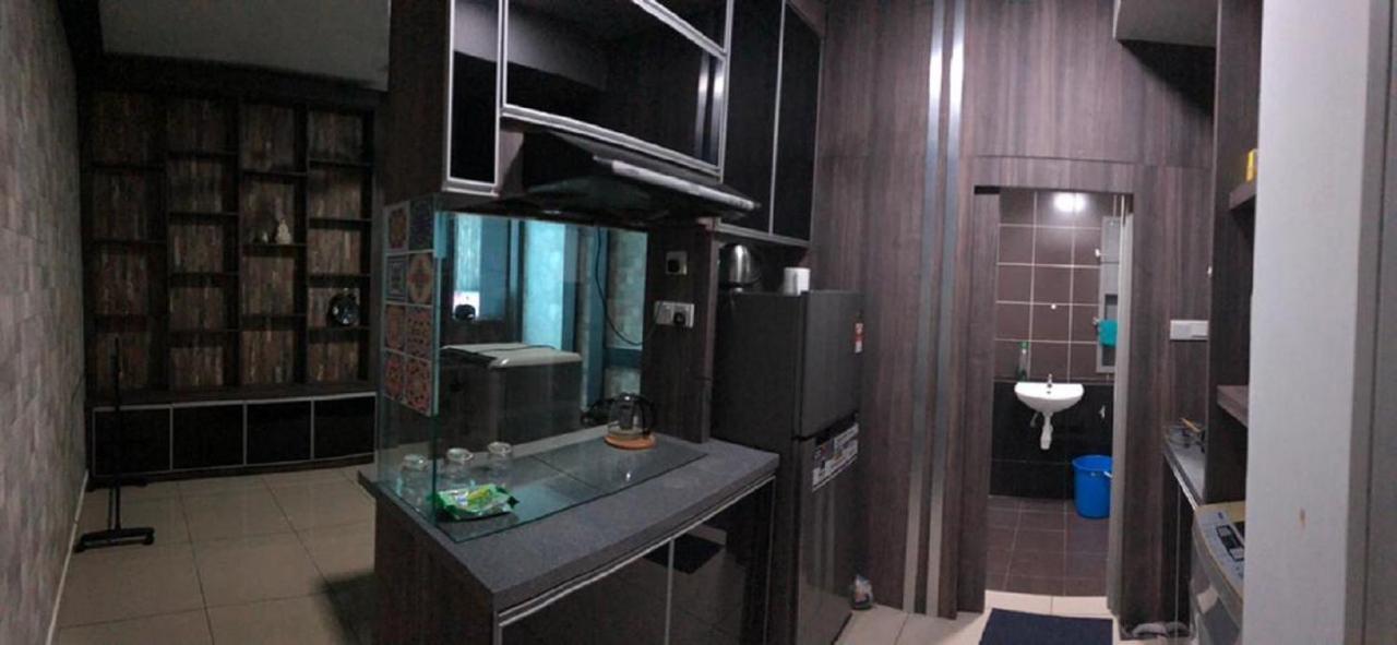 02-Austin Regency Homestay For 2Pax Pool View ยะโฮร์บาห์รู ภายนอก รูปภาพ